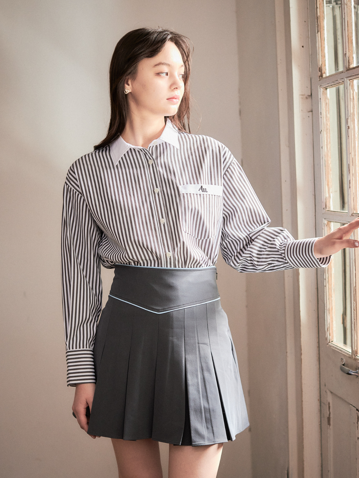 AMロゴバイカラーストライプシャツ – AnnMiru AMロゴバイカラーストライプシャツ – AnnMiru